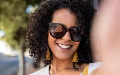What causes yellow teeth?