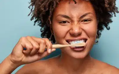 What are Signs of Improper Dental Care?